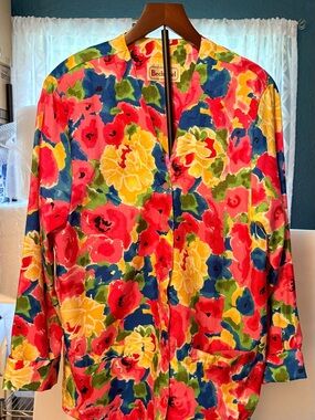 Bechamel Floral Button Front Blazer in Red, Yellow & Blue Size Medium (W17B)